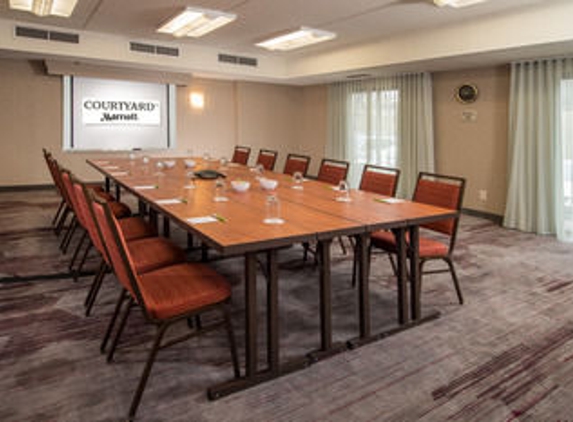 Courtyard by Marriott - Linthicum, MD