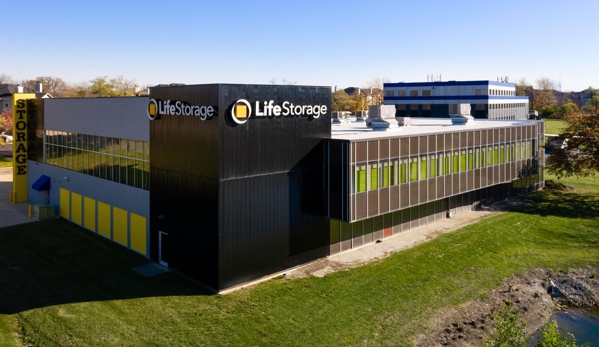 Life Storage - Naperville, IL