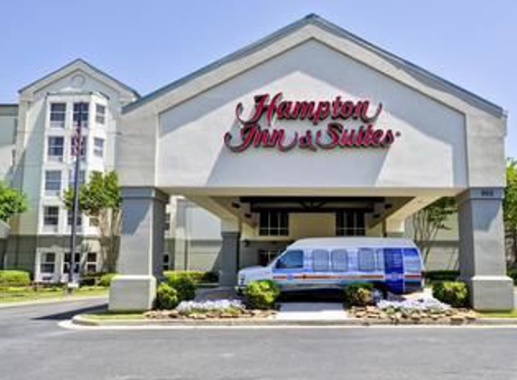 Hampton Inn & Suites Memphis East - Memphis, TN