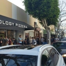 Pieology Pizzeria - Pizza