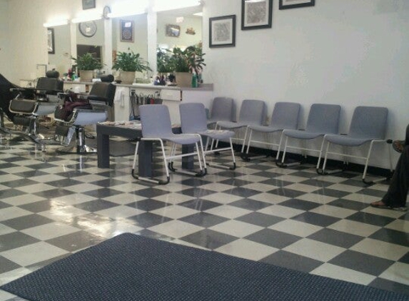 Potomac Mills Barber Shop & HairStylist - Woodbridge, VA