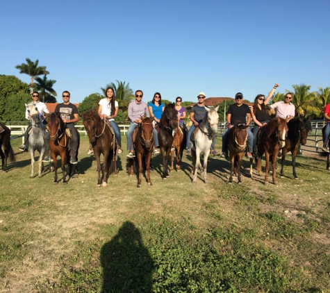 Escudero Pasofino Riding School - Miami, FL