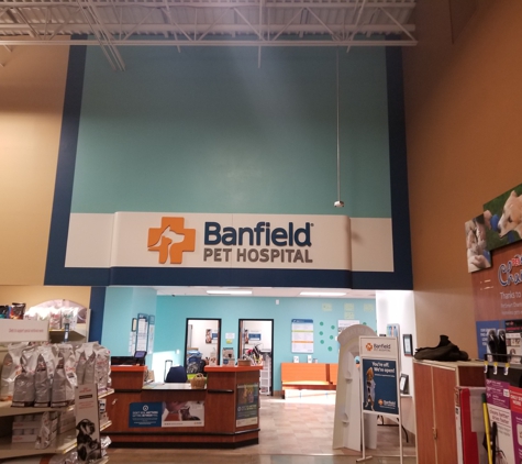 Banfield Pet Hospital - Wichita, KS