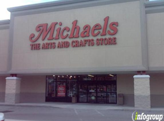 Michaels - The Arts & Crafts Store - Tampa, FL