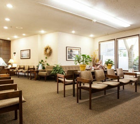 Valley View Dermatology Salem - Salem, OR