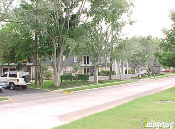 Winkler Villas Apartments - Houston, TX