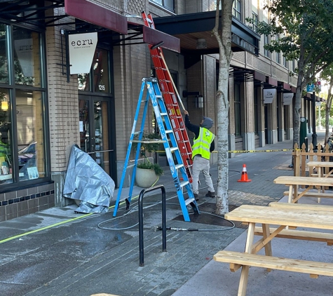 NW Pressure Washing Service - Salem, OR. Commercial Pressure Washing Downtown Portland