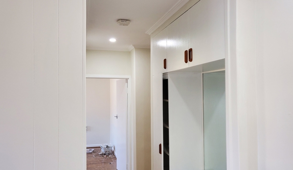 Luxe Coats - Smithfield Plains, SA