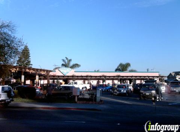 Uptown Touchless Car Wash - San Diego, CA