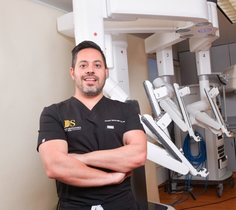 Danny Shouhed, MD Leading Bariatric & Mals Surgeon in Santa Monica - Santa Monica, CA