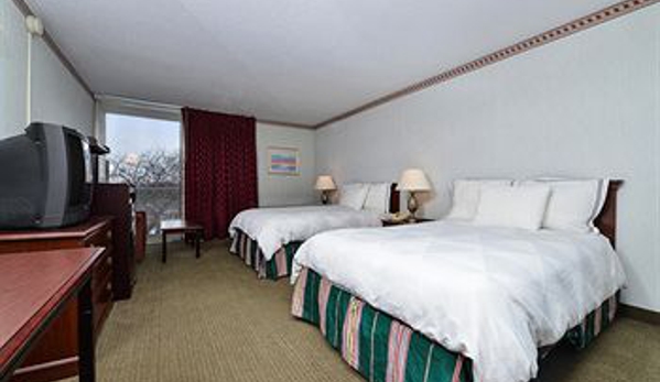 Americas Best Value Inn - Brookpark, OH