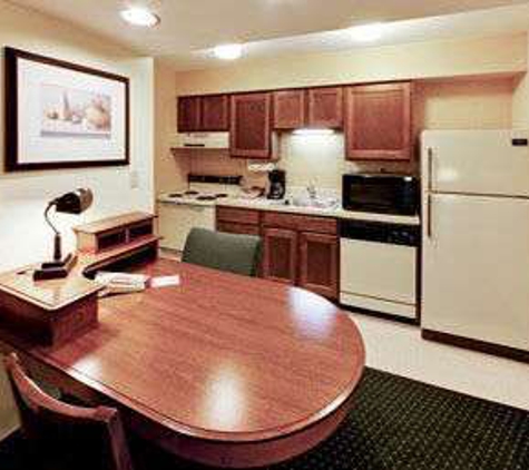 Hawthorn Suites by Wyndham Miamisburg/Dayton Mall South - Miamisburg, OH