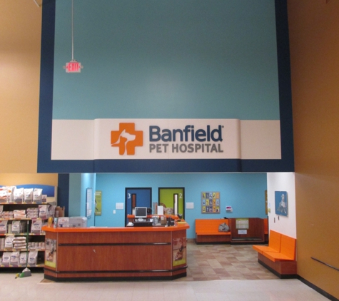 Banfield Pet Hospital - Plainfield, IN