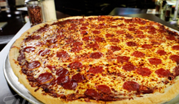 Minsky's Pizza - Kansas City, MO