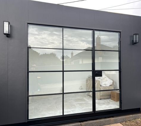 Mully Glass - Geelong, VIC