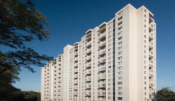 White Oak Towers Apartments - Silver Spring, MD