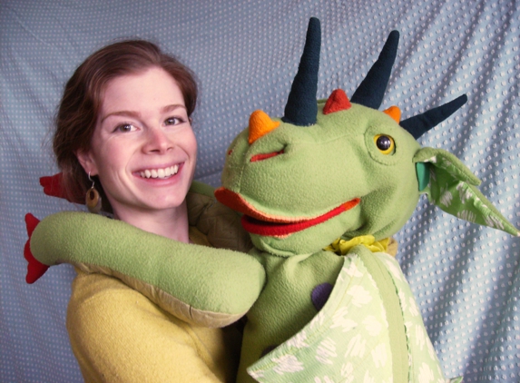 Lindsay & Her Puppet Pals - Strafford, NH