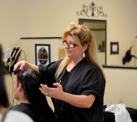 Bella Capelli Beauty Salon - Yucaipa, CA