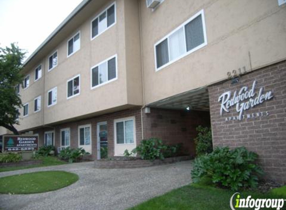 Redwood Garden Apartments - Vallejo, CA