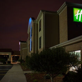 Holiday Inn Express & Suites Canton - Canton, MI