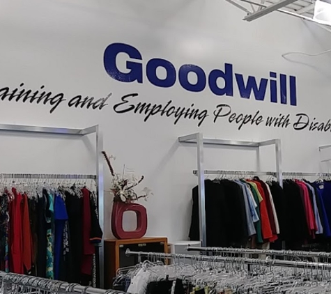 Goodwill Silver Lakes - Pembroke Pines, FL