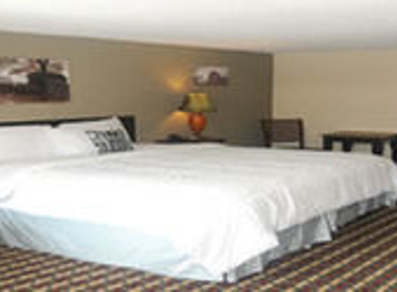 Country Town N' Suites - Gatlinburg, TN