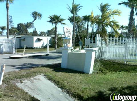 Villa Del Sol Mobile Home - Sarasota, FL