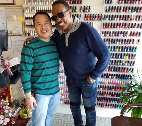 Bella Nails Spa - Fredericksburg, VA. Celebrity with Joe