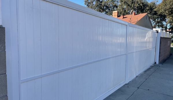 Speedy Vinyl Fence - North Hollywood, CA