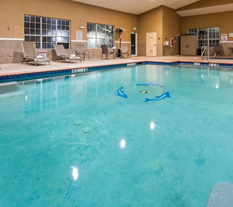 Best Western Plus Cutting Horse Inn & Suites - Weatherford, TX