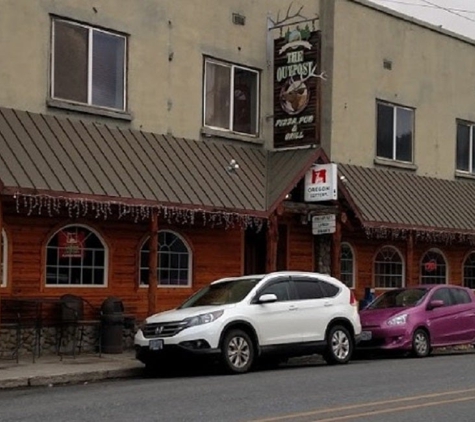 Outpost Pizza Pub & Grill - John Day, OR