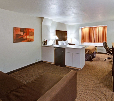 Econo Lodge - Lewisville, TX