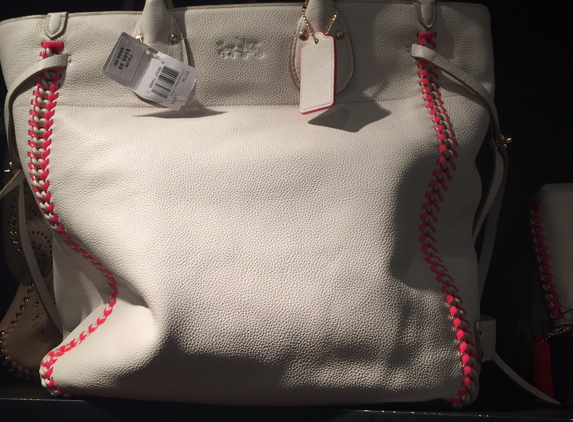 Coach Factory Outlet - Las Vegas, NV. Baseball purse!