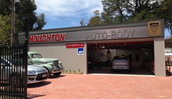 Houghton Auto Body - Houghton, SA