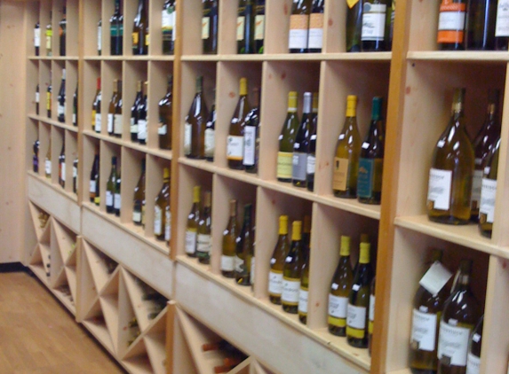 Common Brook Liquors - Owings Mills, MD. Wine selection