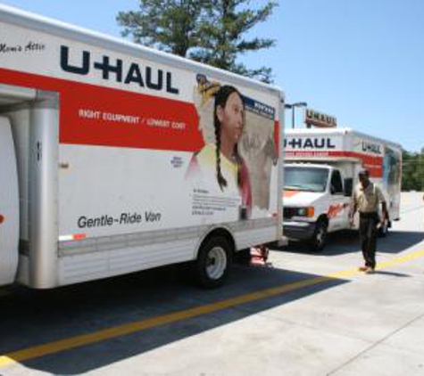 U-Haul Moving & Storage of College Park - Atlanta, GA