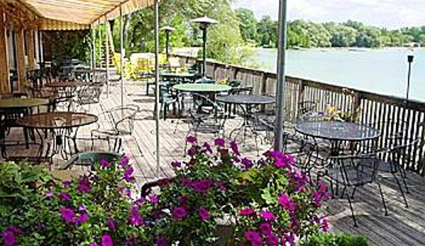 Victorian Village Resort - Elkhart Lake, WI