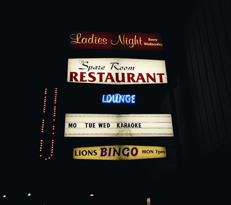 Spare Room Restaurant & Lounge - Portland, OR