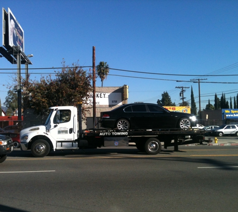 Black Lion Roadside Assistance 818TOWING3 - North Hollywood, CA