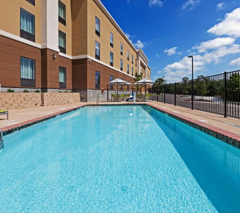 Hampton Inn & Suites Georgetown/Austin North - hamptoninn3.hilton.com, TX