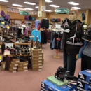 Lenny's Shoe & Apparel - Shoe Stores