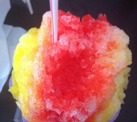 Breakwall Shave Ice - Lahaina, HI