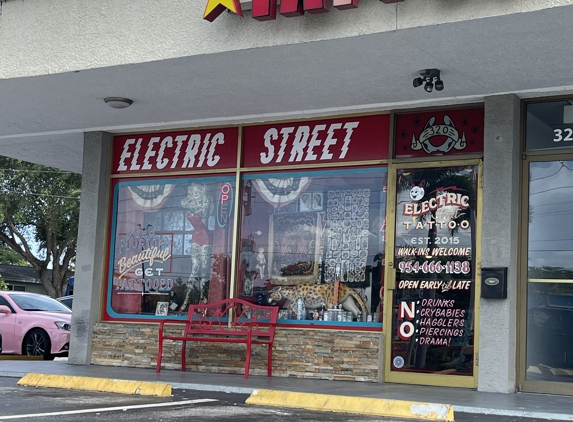 Electric Street Tattoo - Fort Lauderdale, FL. Old school tattoo parlor