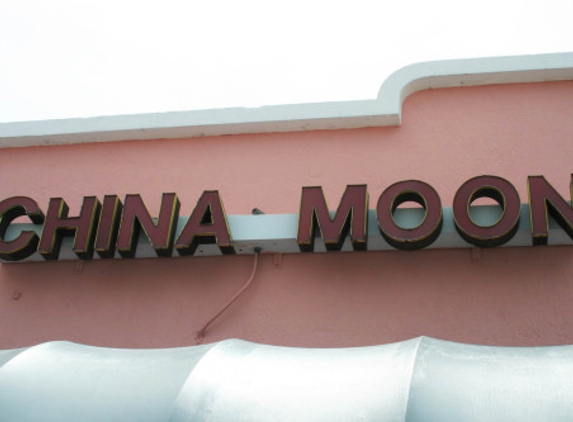 China Moon - Twinsburg, OH