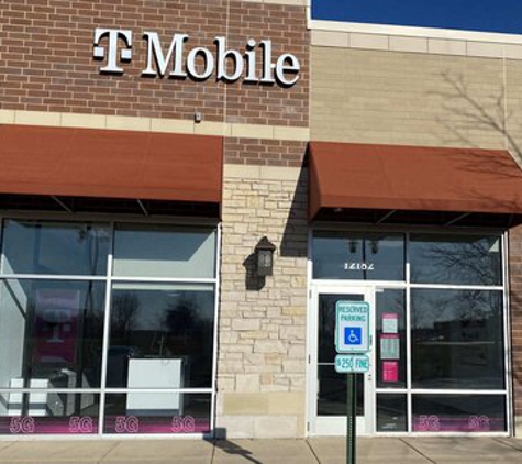 T-Mobile - Huntley, IL