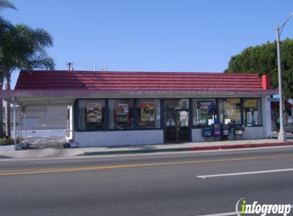 Famous Burgers - Long Beach, CA