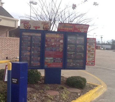 Braum's Ice Cream & Dairy Store - Hillsboro, TX