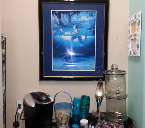 Deb Dettmer - Mermaid Salon at Phenix Salon Suites - Long Beach, CA