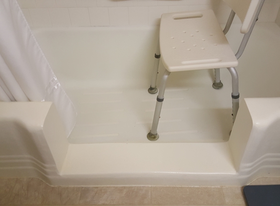 Castle Bathtub & Wall Restoration - Bakersfield, CA