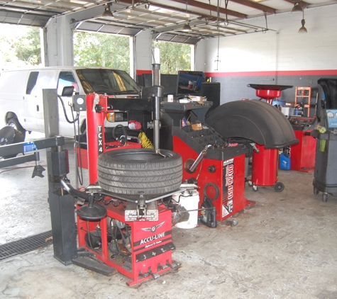 FL Auto Service & Sales LLC - Orlando, FL. Tire Sales & Repairs